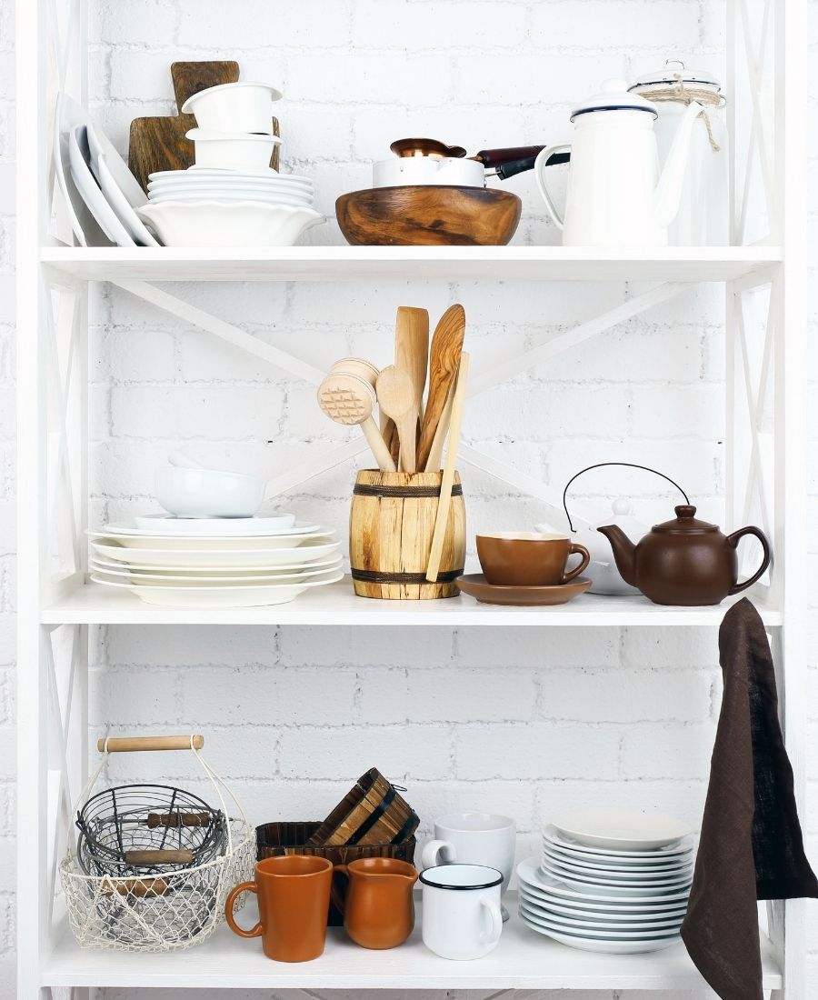 24 Insanely Trendy Kitchen Floating Shelves Decor Ideas ...