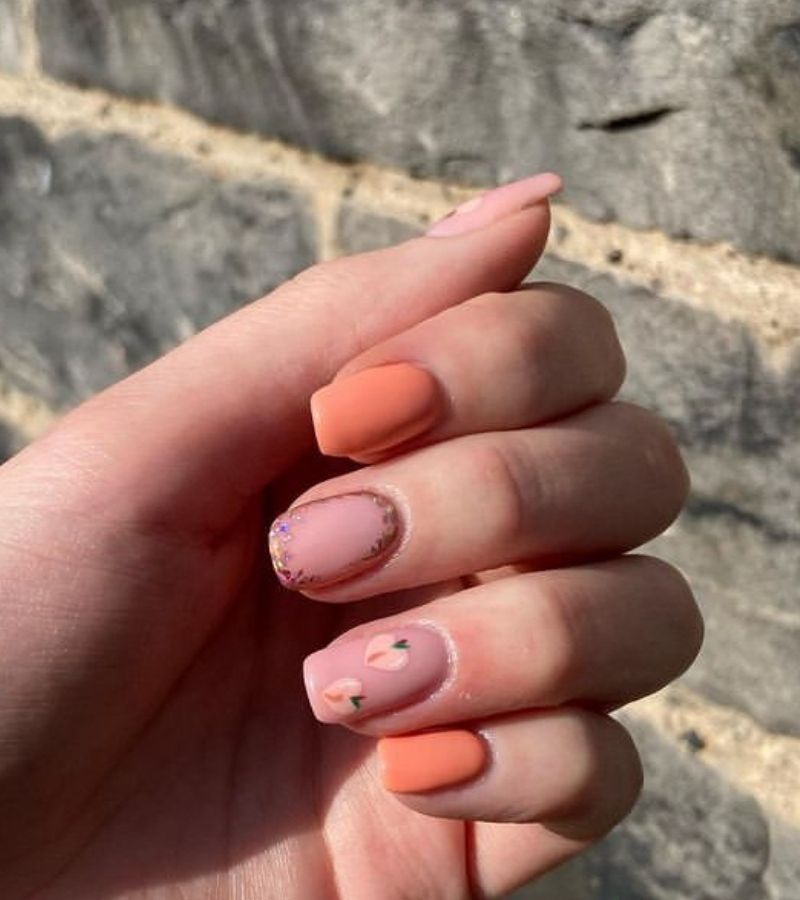 Orange and Nude Pink as Cute Fall Nail Design