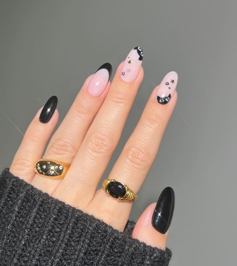 Black cat nails 