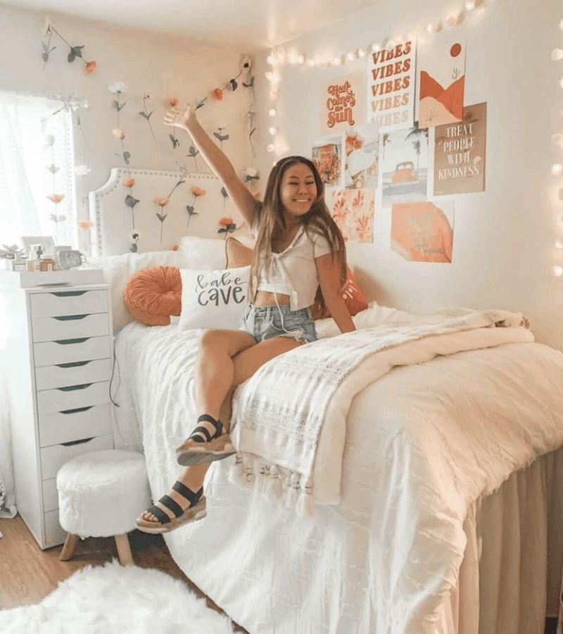 15 Easy Ways To Make Your Dorm Room Cozy