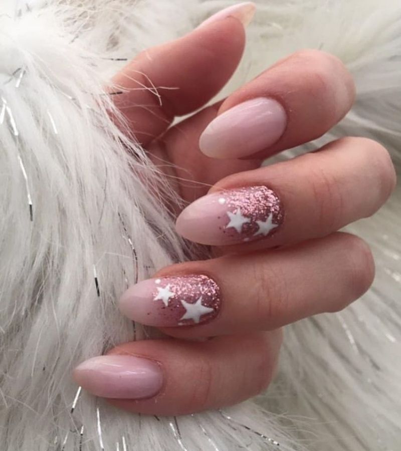 Nude Pink With Glittery Stars - Short Christmas Nails