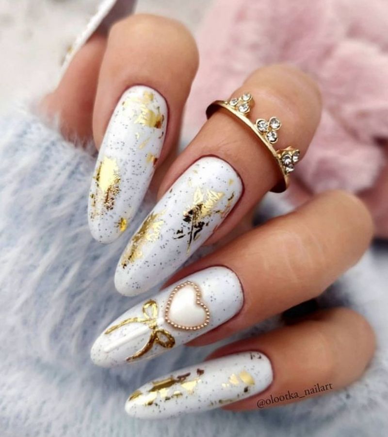 White Nails With Golden Strikes - Winter Nails