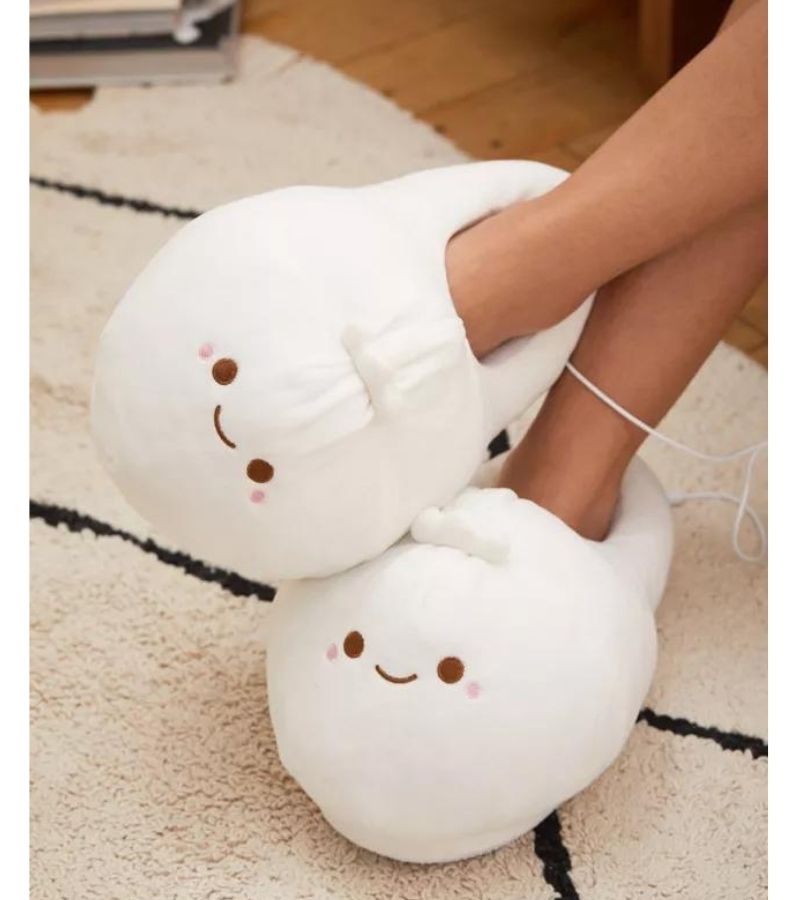 White Fluffy Slippers - Best Comfy Slippers