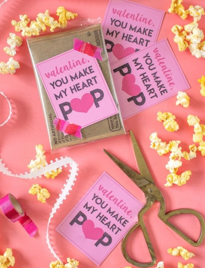 Quick DIY Valentine's Day Gifts - microwave popcorn bag with printable