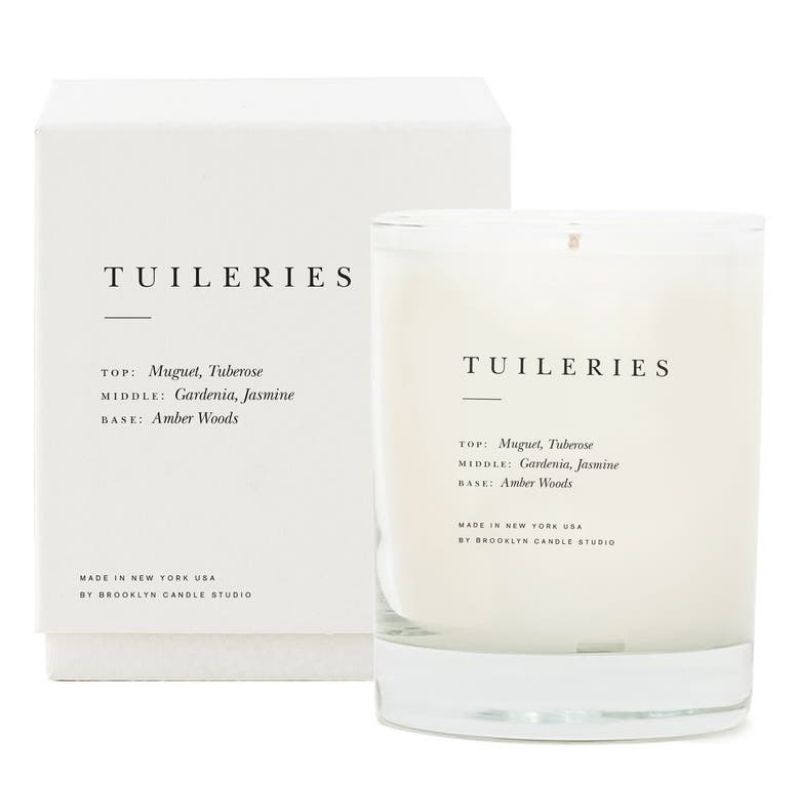 Romantic Valentine's Day gifts for him - white vanilla scented candle