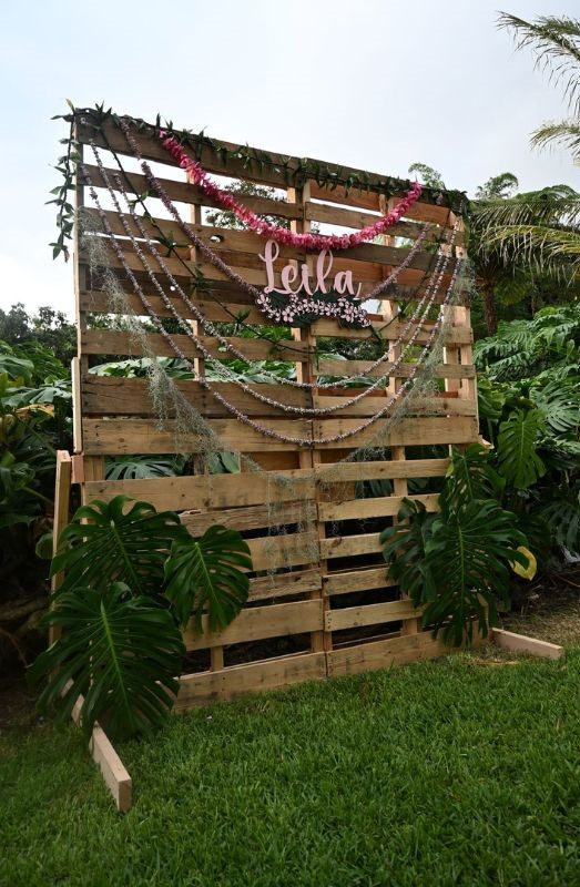 rustic graduation pallete board