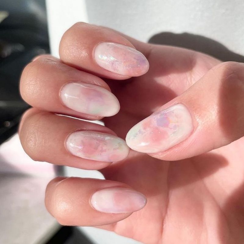 Mix Color Marble Nails with Nude Base