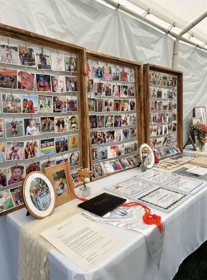 graduation photo memory table
