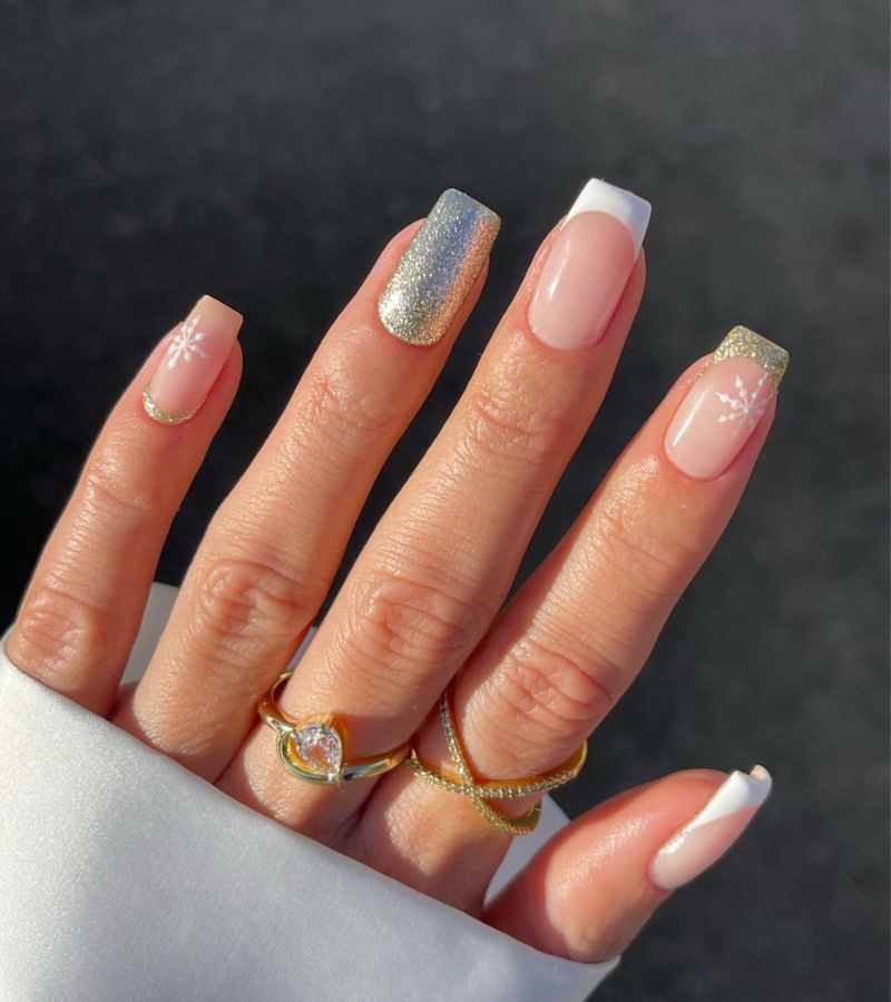 White and gold christmas nail art