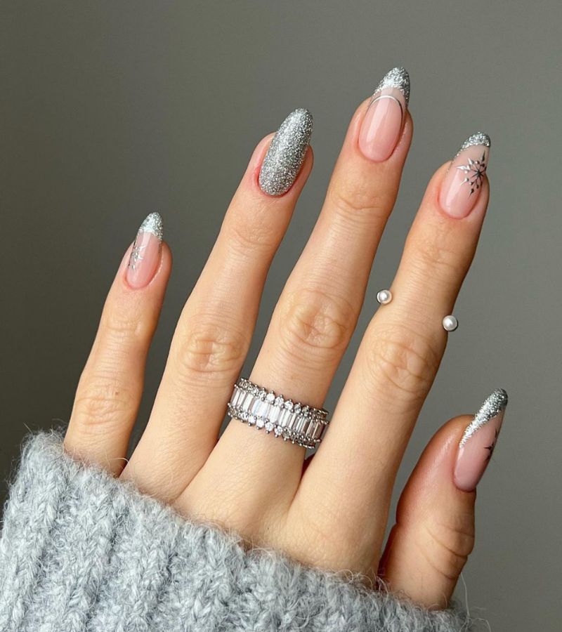 Sparkling Silver Nails