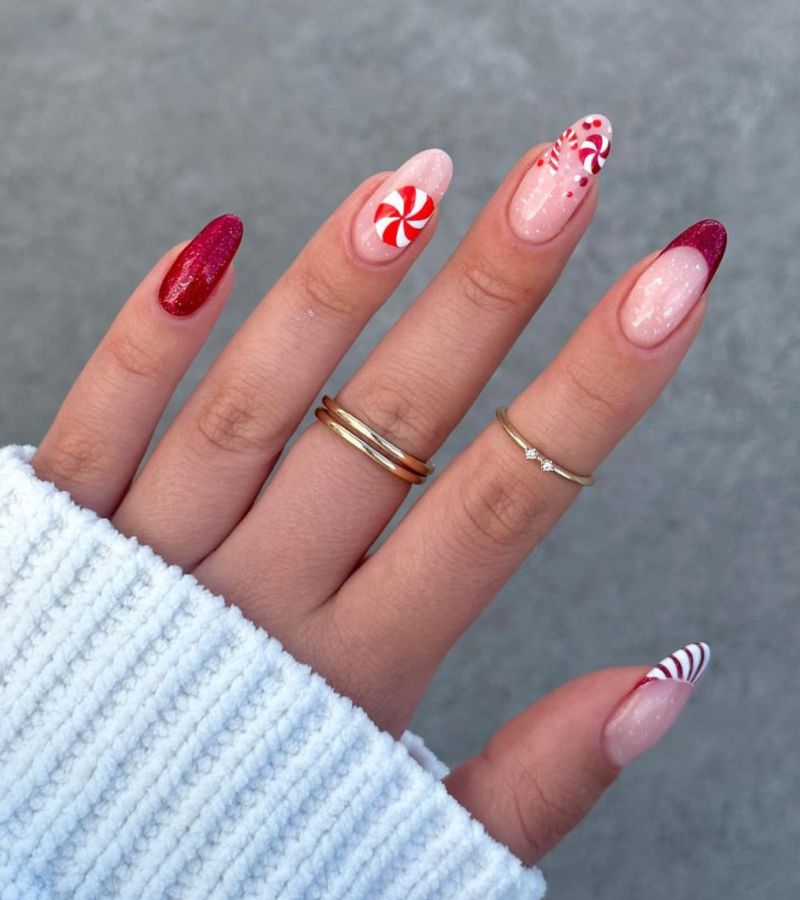 Red candy cane nails for Christmas