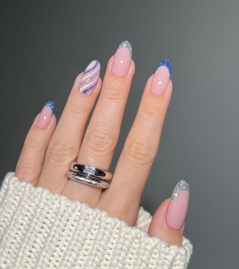 Blue and white snowy nails