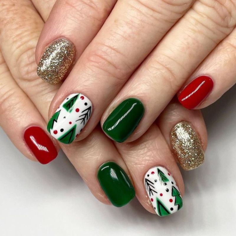 Red and green nails