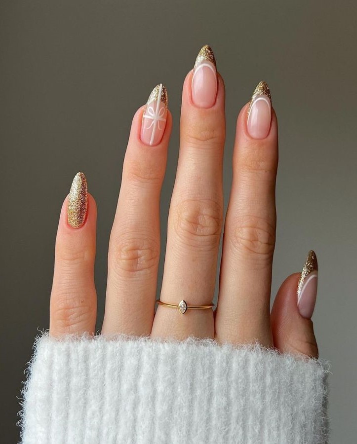 Glittery Gold tips - nails for Christmas