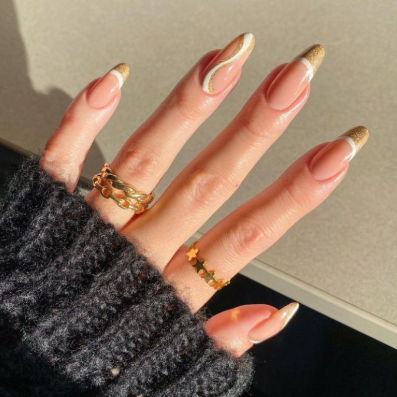 Golden and white tips
