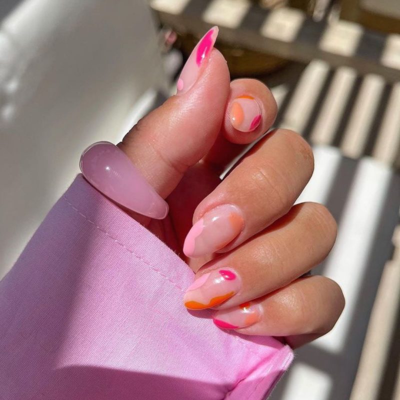 35+ Short Summer Nails 2024 That Are Chic & Vibrant