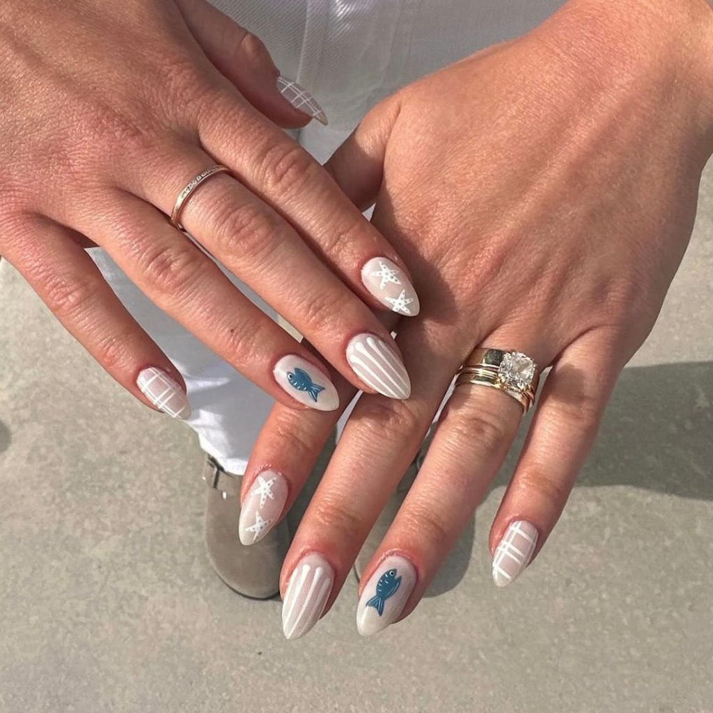 coastal grandma beach vacation nails