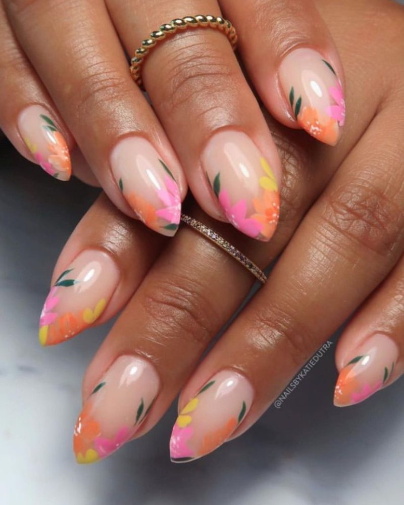 52+ Beach Vacation Nails That'll Look Perfect On Your Insta Feed