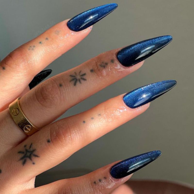 blue galaxy nails