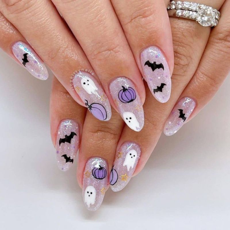 glittery spooky nails