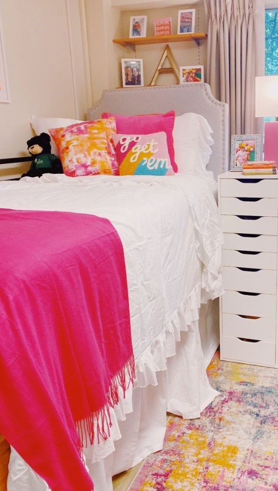 Pink and White Preppy Dorm