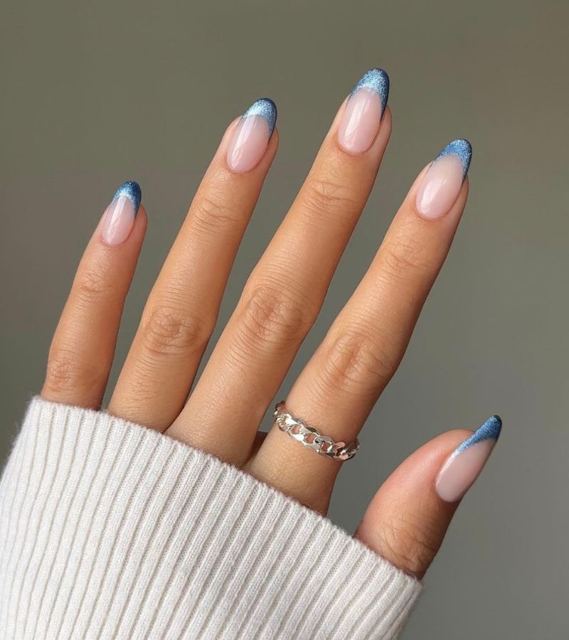 Blue ombre french tips