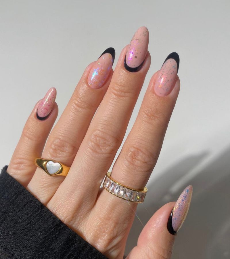 Black curve french nails
