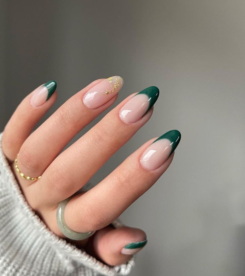 Dark green tips with gold accent 