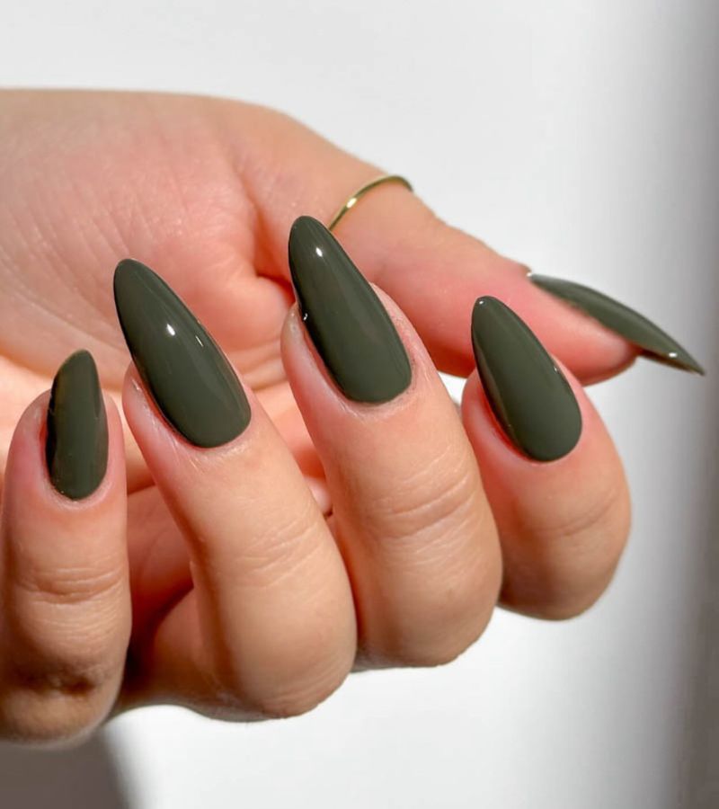 Olive nails 