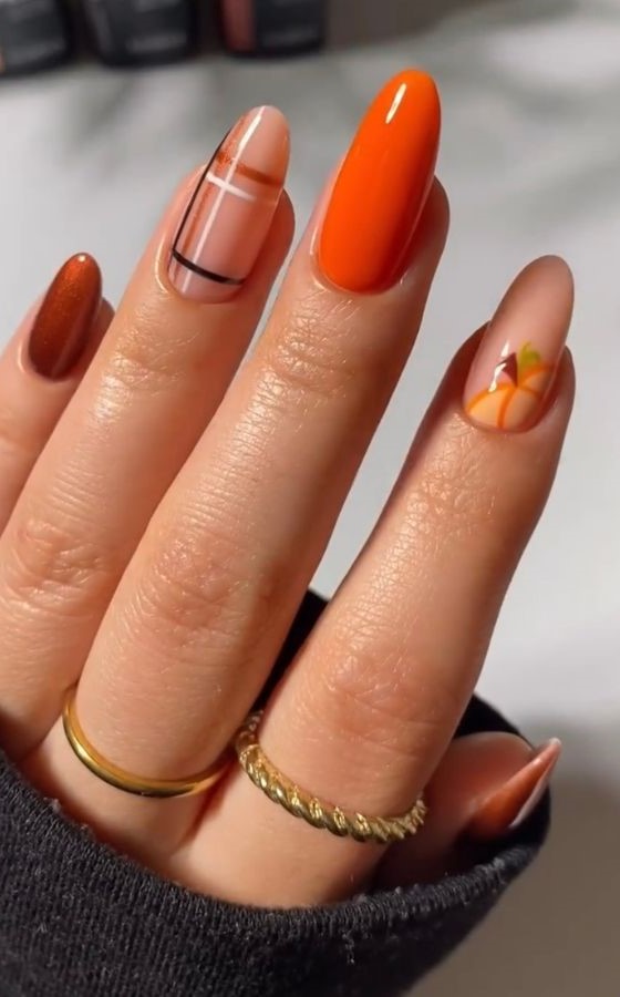 Pumpkin Spice Plaid Nails