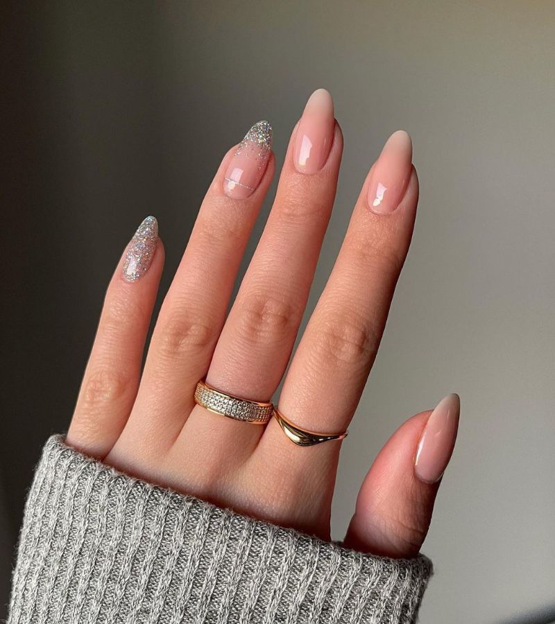 Silver Glitter Nail Designs 