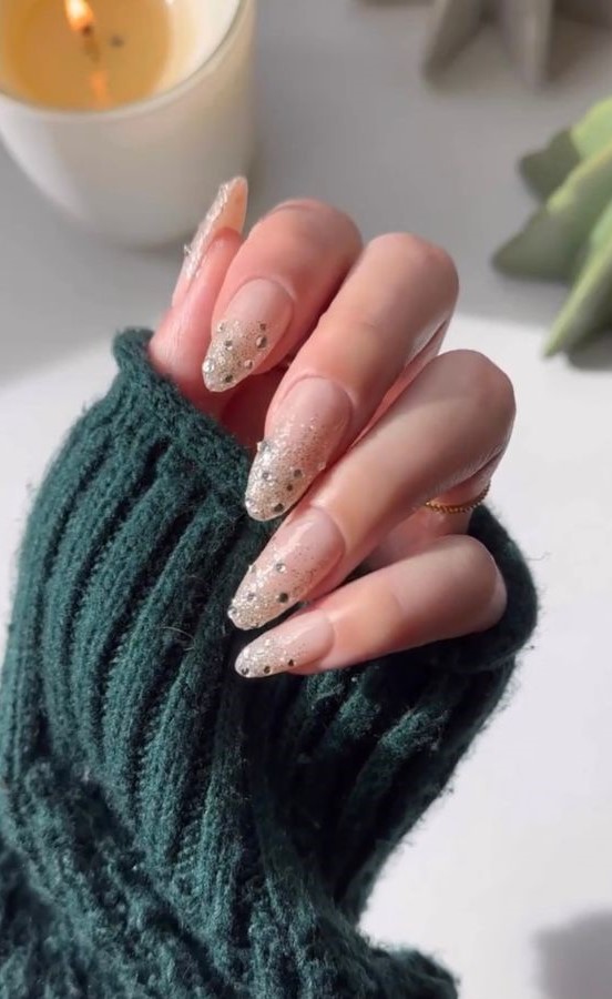 Glittery Pearl Tips 