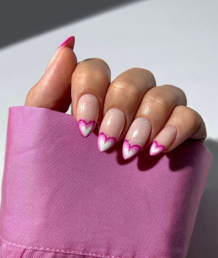 pink outline white heart tips 