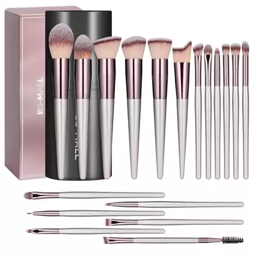 31. Makeup Brush Set