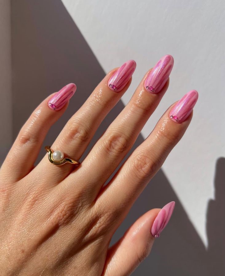 pink seashell nails