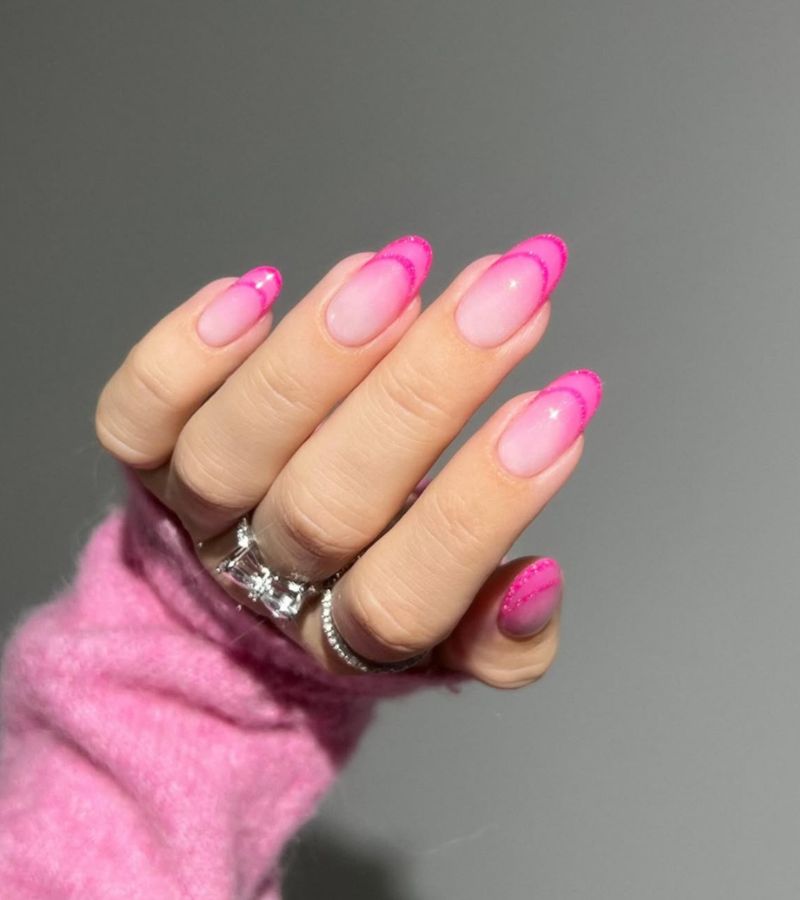 hot pink outline tips