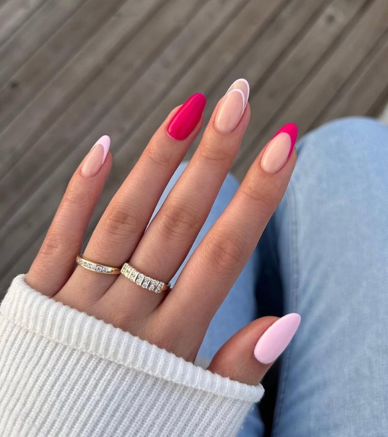 hot pink nails with white outline french