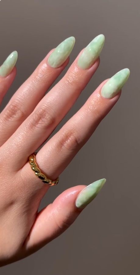 matcha marble nails