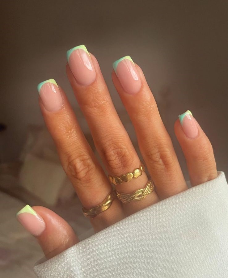 micro french ombre