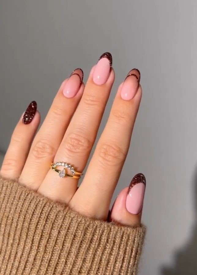 mocha mousse ombre tips
