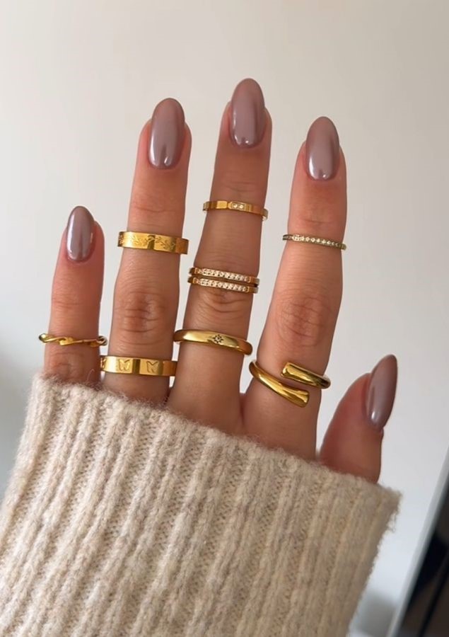 mousse chrome nails