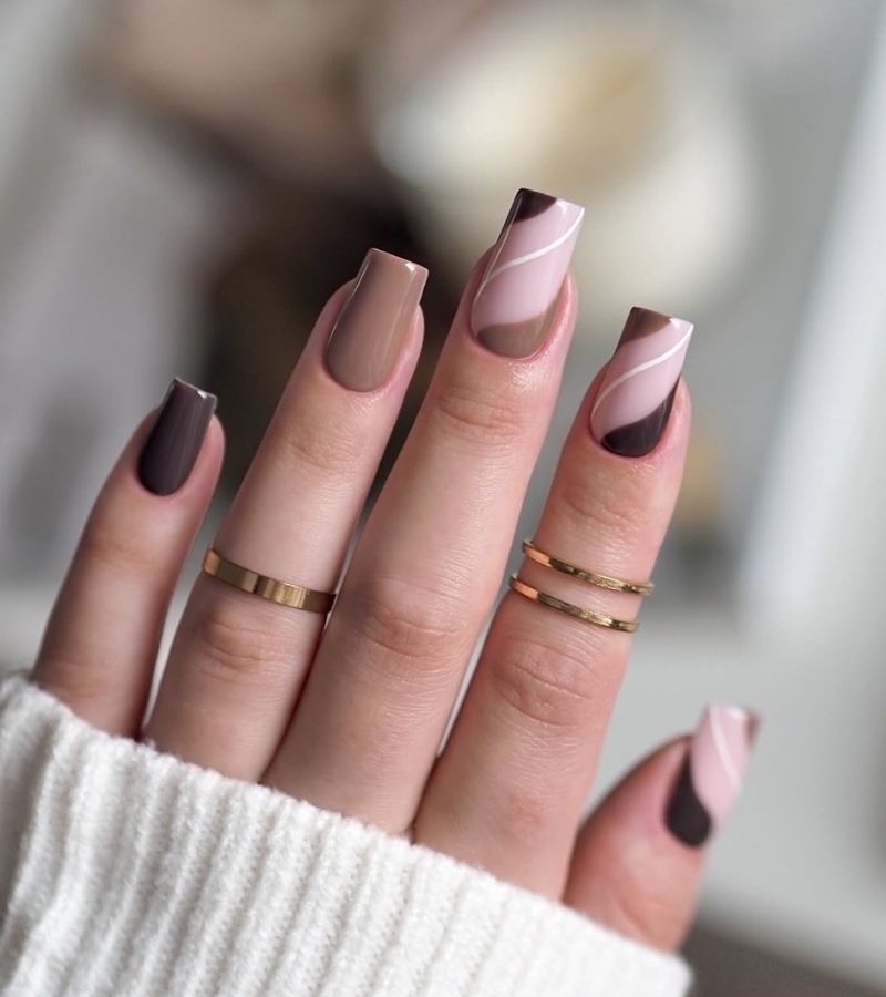 iced mocha mousse nails