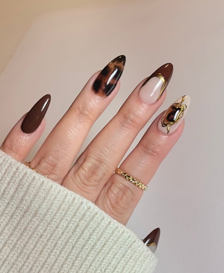 brown gold tortoise shell nails