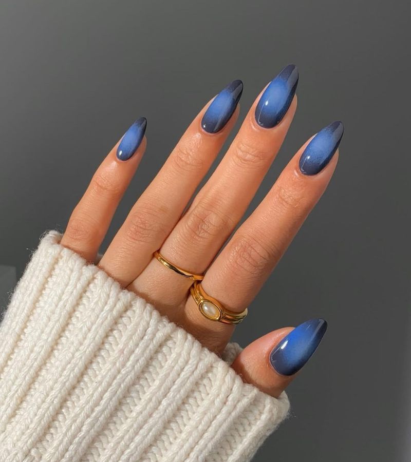 midnight blue aura nails