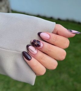 29 Autumn Nail Designs So Cute, You’ll Want Every Single One
