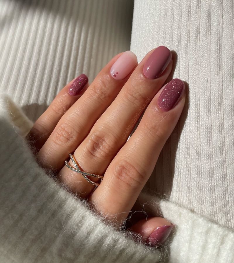 soft pink sparkly nails