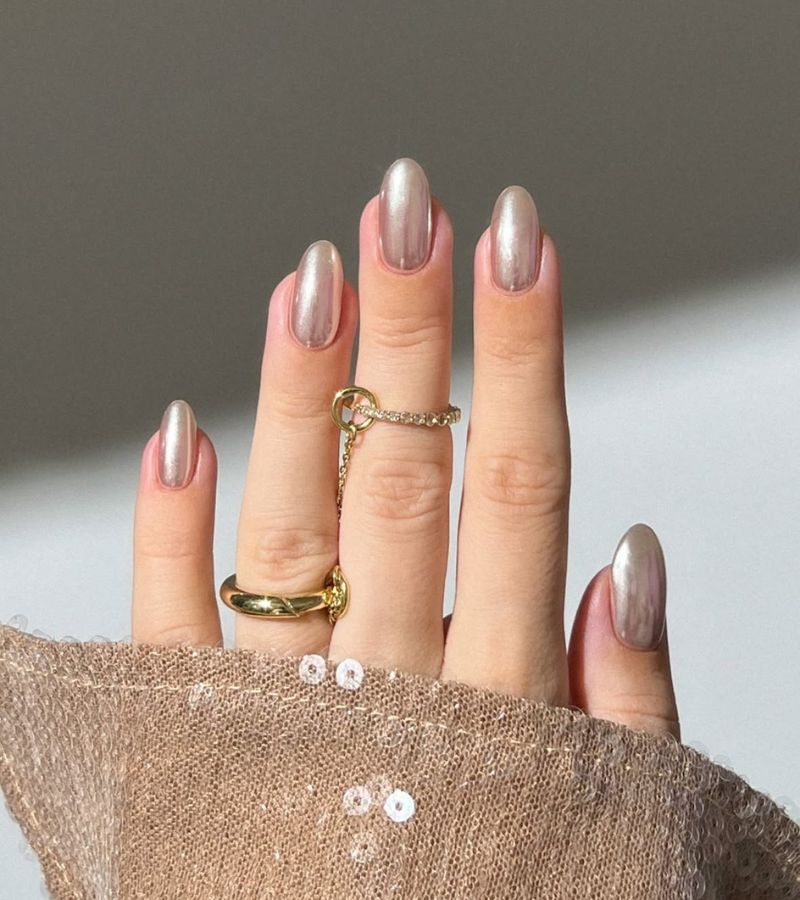 beige chrome nails
