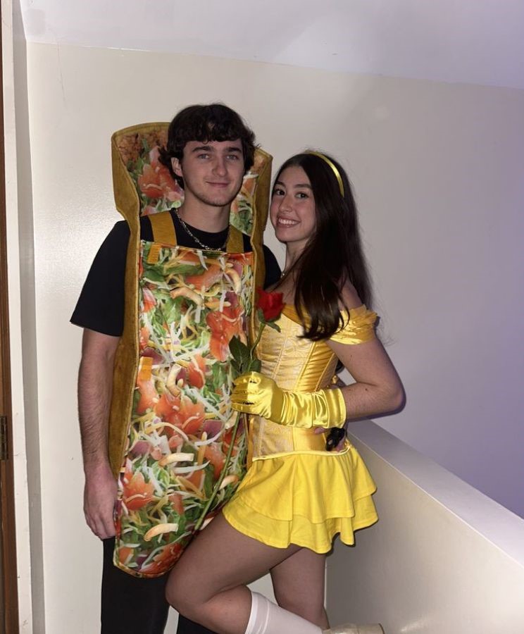 Taco Belle Couples Costume
