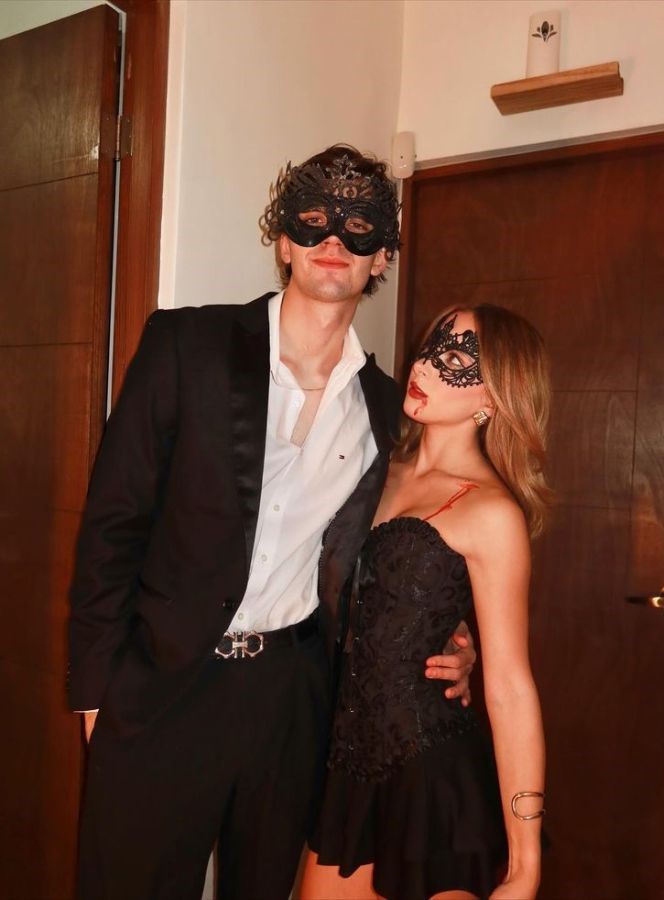 Masquerade Couples Halloween Costumes