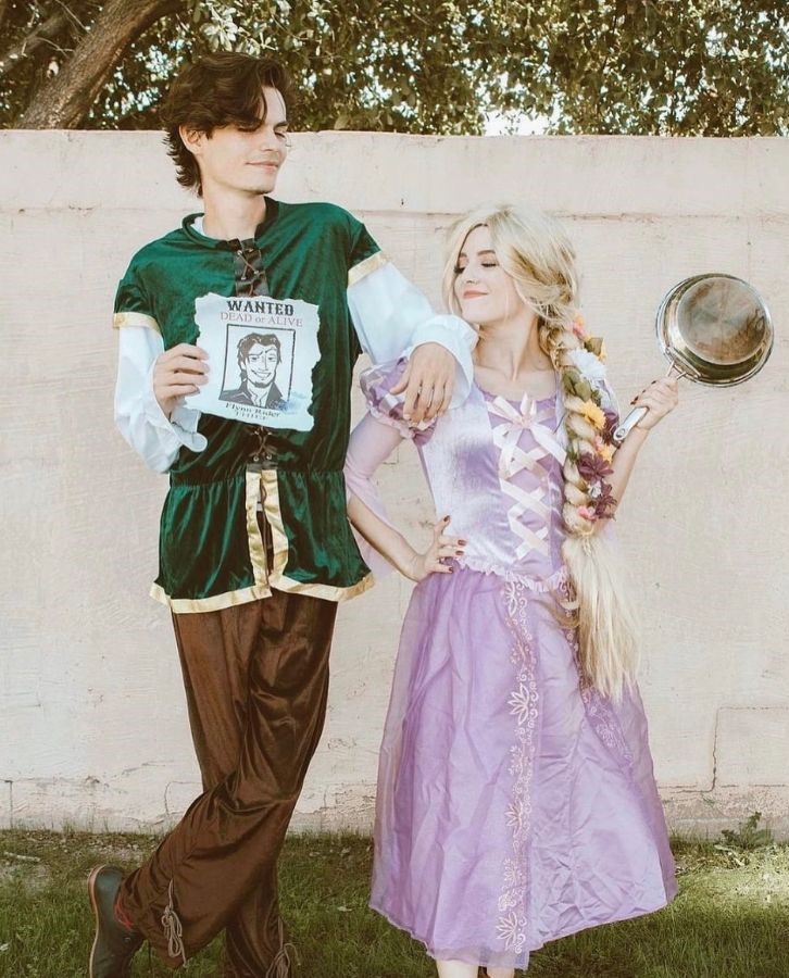 trendy couples Halloween costumes - flynn and rapunzel